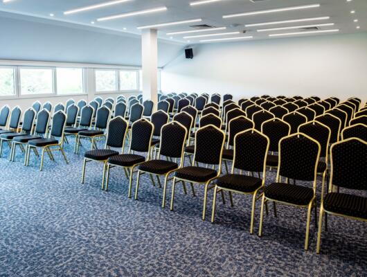 pranie w salach konferencyjnych